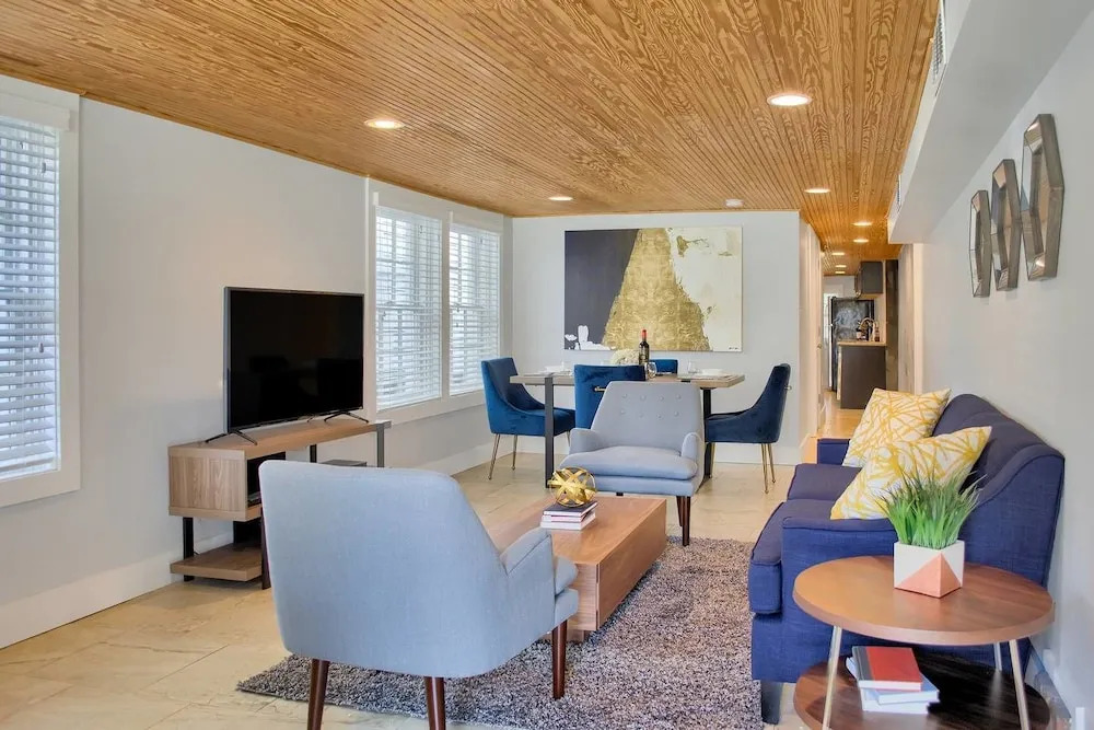 Spacious 3br/2ba in Uptown Nola w/ Yard by Domio