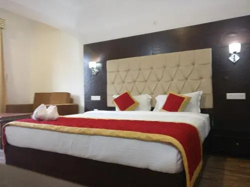 Alpine Hills Hotel