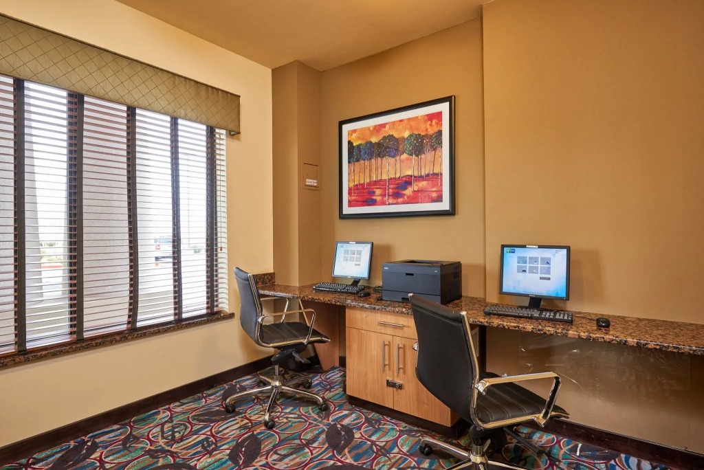Holiday Inn Express & Suites - El Paso North by IHG
