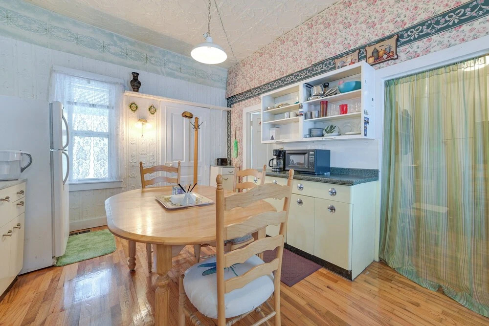 Historic Houghton Lake Getaway Near Shoreline