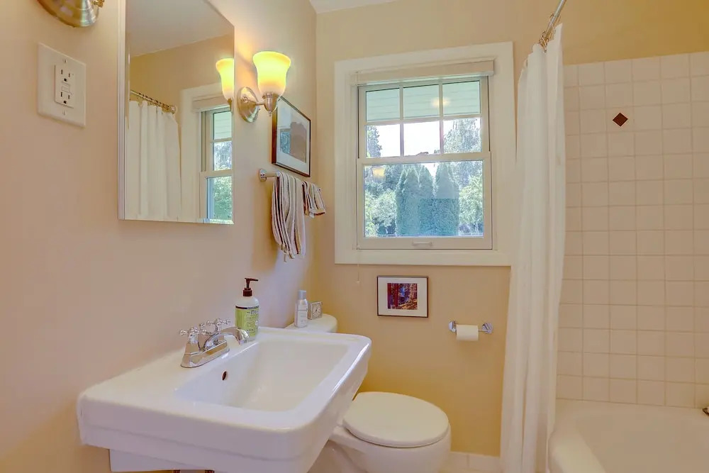 Living Color 2 Bedroom Home by RedAwning