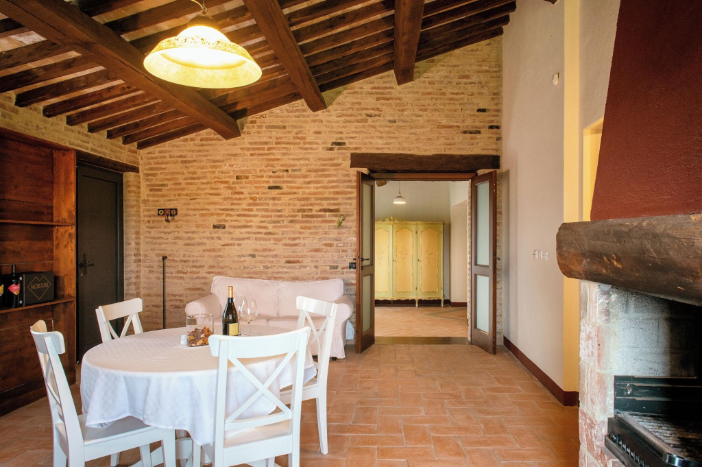 Villaluce Wine Agriturismo