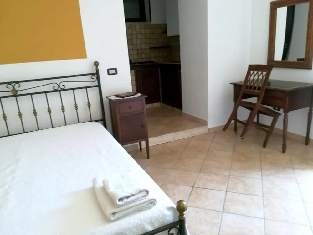Studio in Ogliastro Cilento, with Wonderful Sea View, Enclosed Garden And Wifi - 10 Km From the Beach
