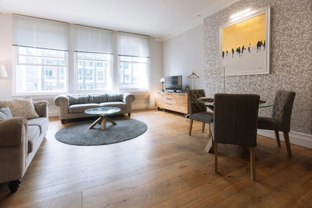 Gorgeous & Centrally Located 2BD Flat, Manchester!