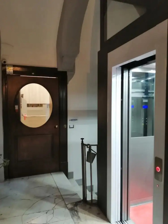 Hermes rooms for tourists