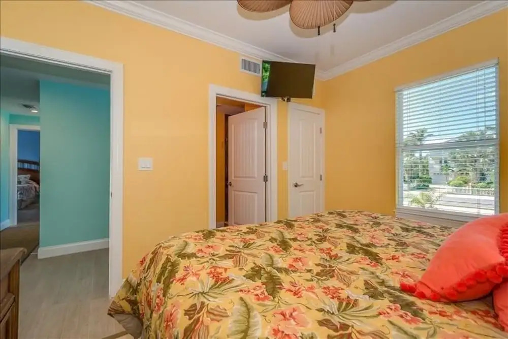 343 Gulf Blvd - 4Br Home
