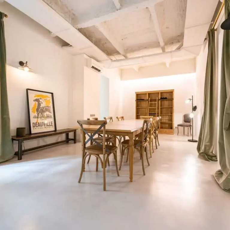 The Deauville Majestic 1 Bedroom in Chueca