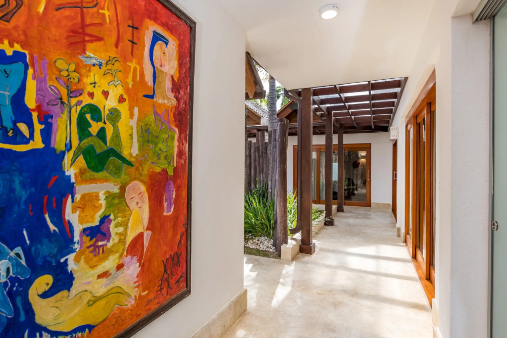 Luxury villa at Cap Cana Resort - Chef, maid, butler and golf cart are included
