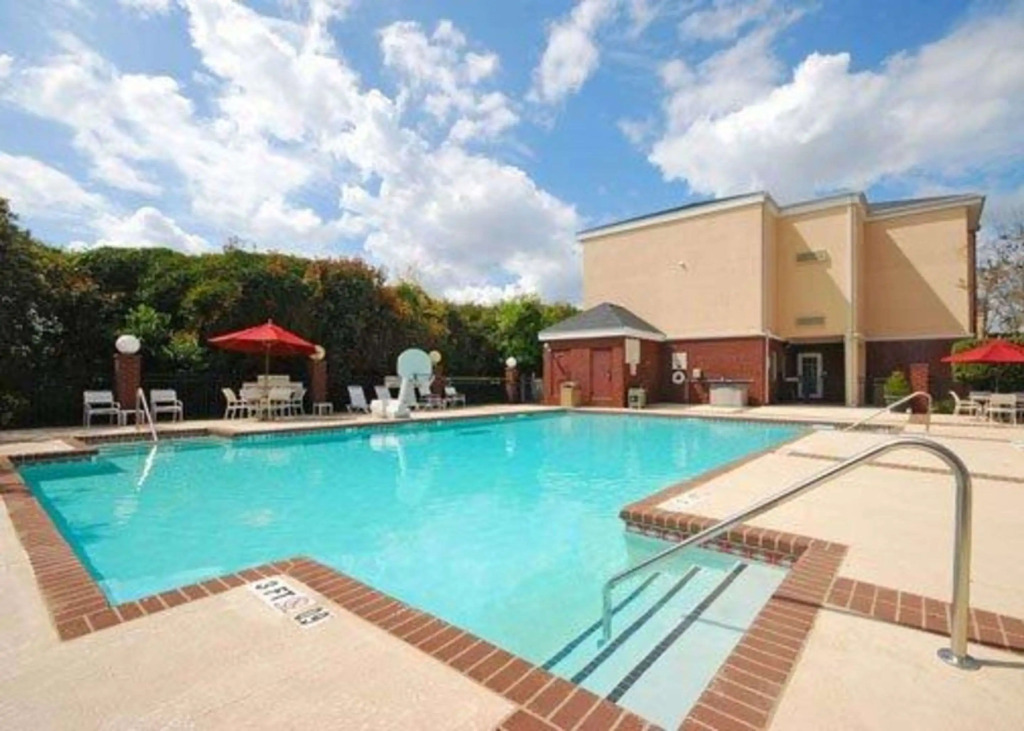 Garner Hotel Sumter Northwest by IHG