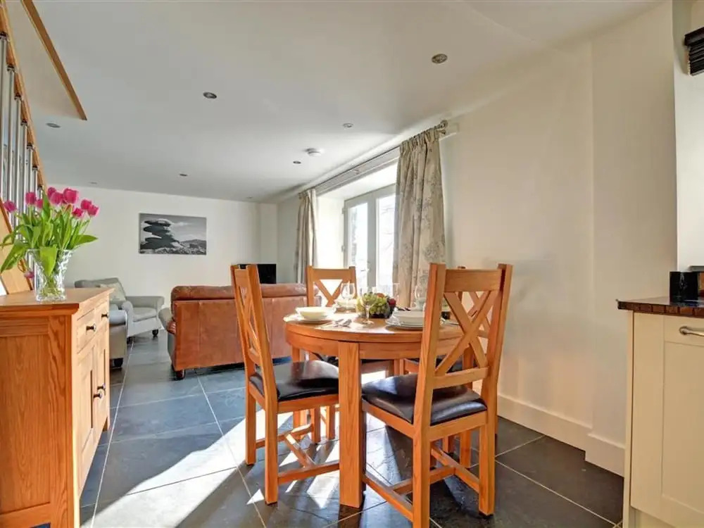 Tranquil Holiday Home in Cornwall With Garden