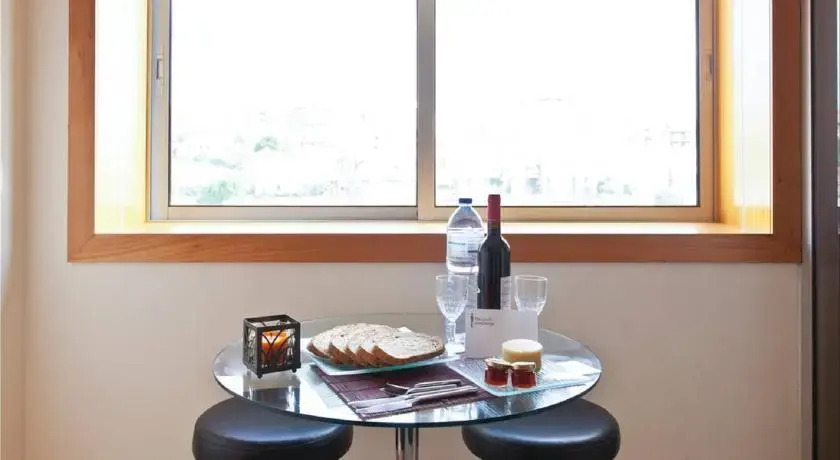 Time Stop Apartment