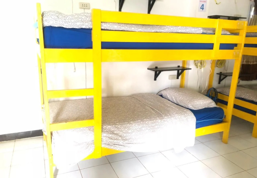 Pai circus hostel