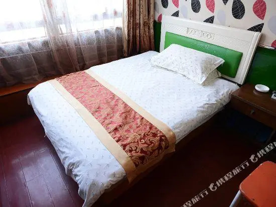 Yishangju Hostel (Shanghai Huashan Road)