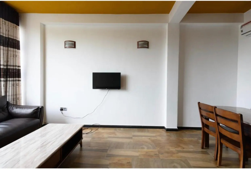 Amaze Residence luxury 2 bedroom apartment 4