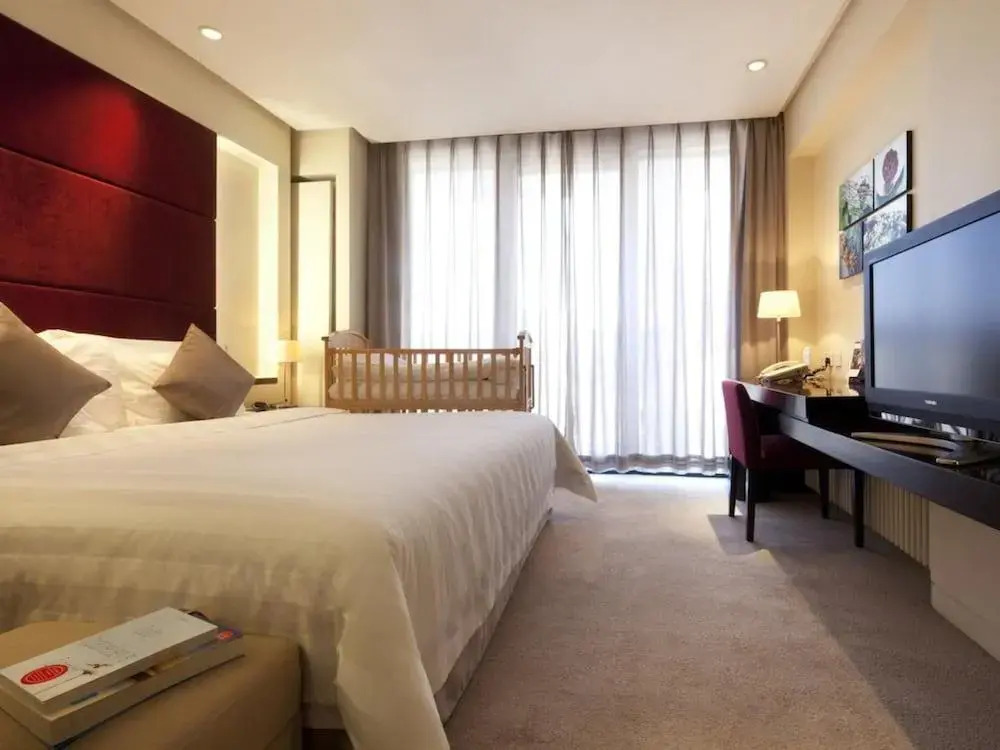 Howard Johnson By Wyndham Parkland Hotel Dalian