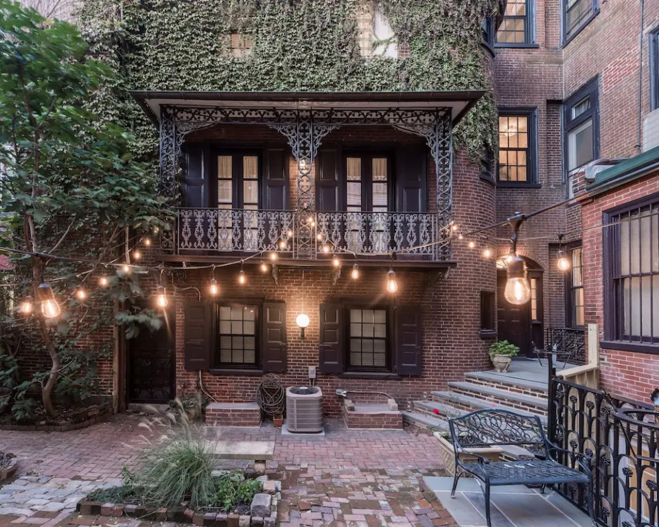 The DWIGHT D Hotel