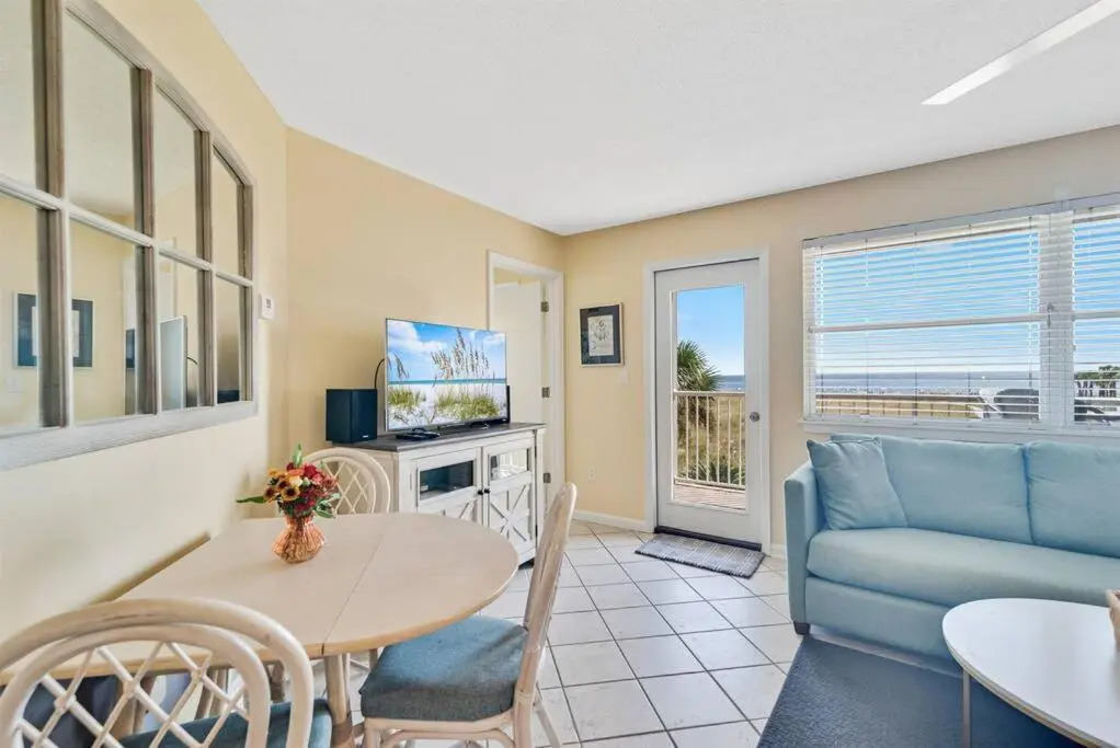 Summer Breeze #25 - Modest Beachfront with views of the Pass! Great Location!