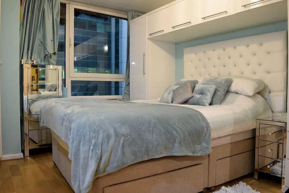 1 Bedroom Apartment in Vauxhall With a Balcony