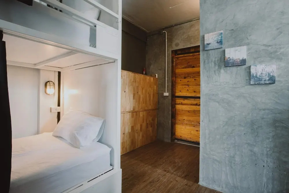 239 Hostel Phuket