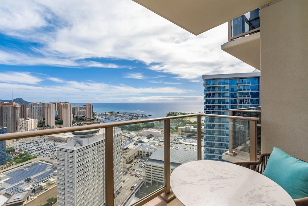 Sky Ala Moana 4005 1 Bedroom Condo by RedAwning