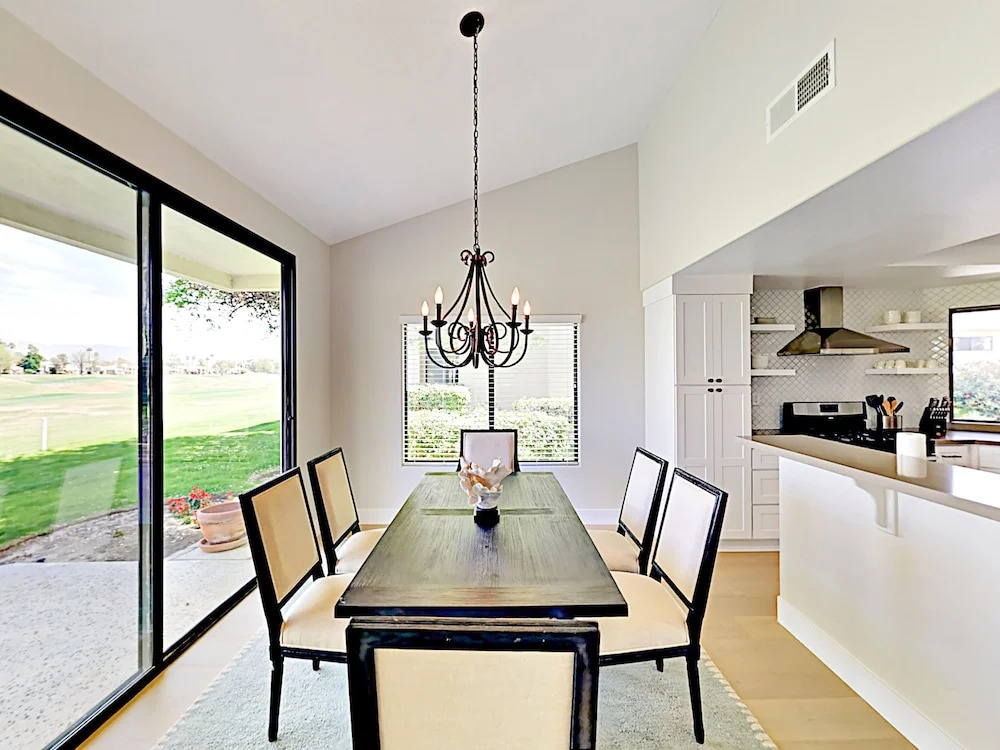 Inverness - 3 Br Condo