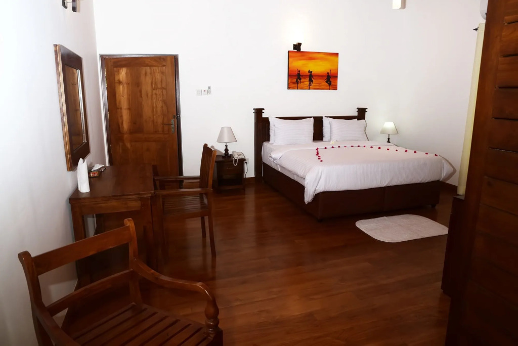 Hikka Sands & SPA