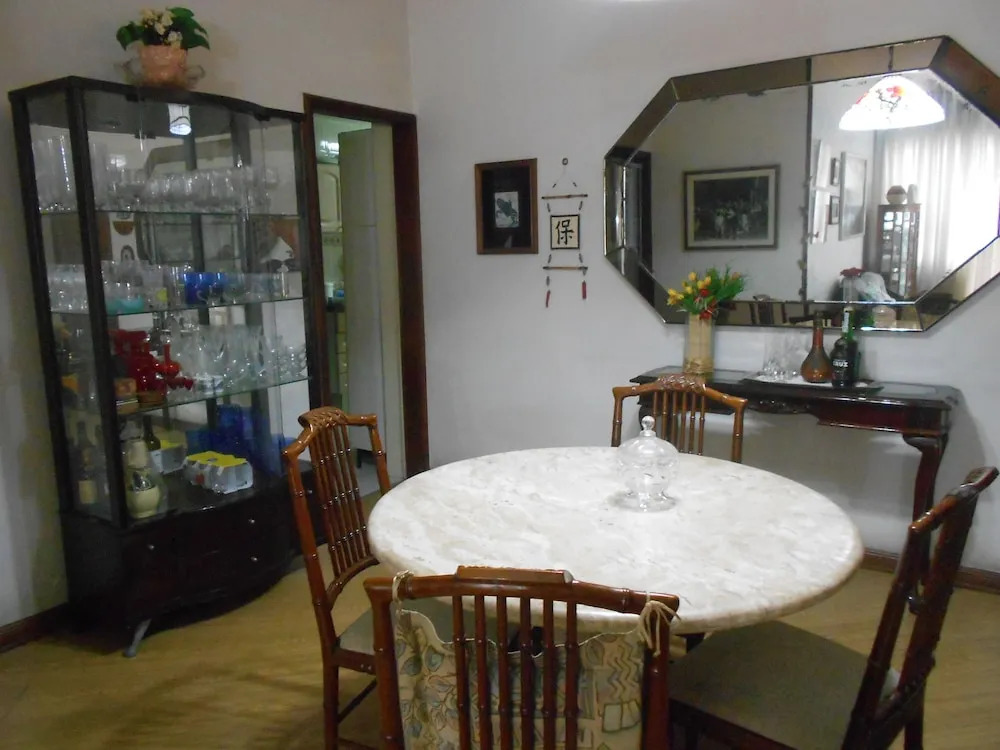 Gohouse - Loureiro 102