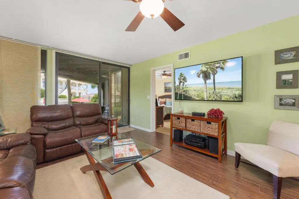 Hibiscus 101-D by Distinctive Beach Rentals
