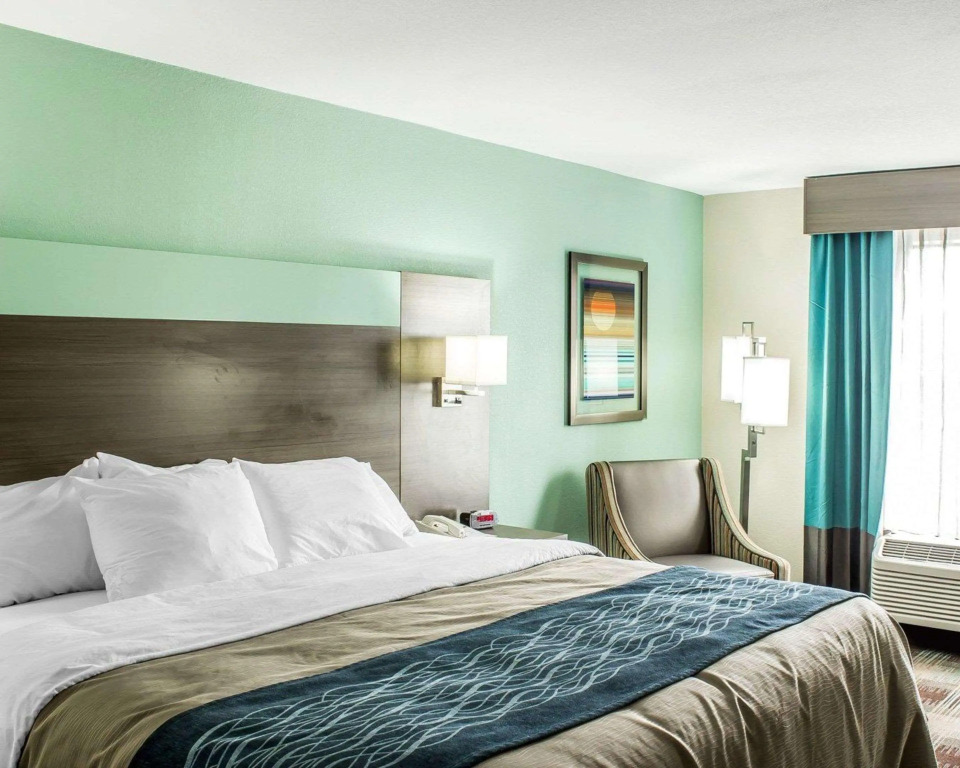 Comfort Inn Dunn near I-95