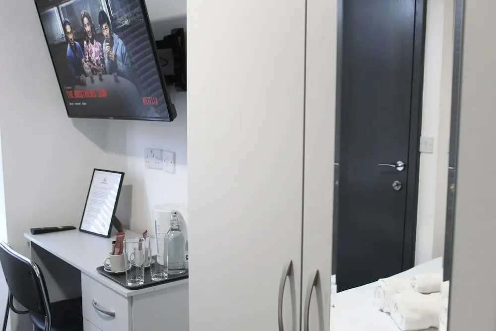 The Mini Hotel -Birmingham City-FREE BREAKFAST