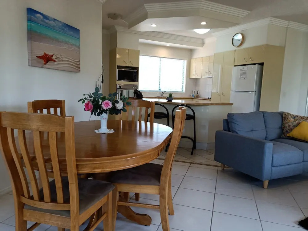 Sunshine Towers Boutique Apartments