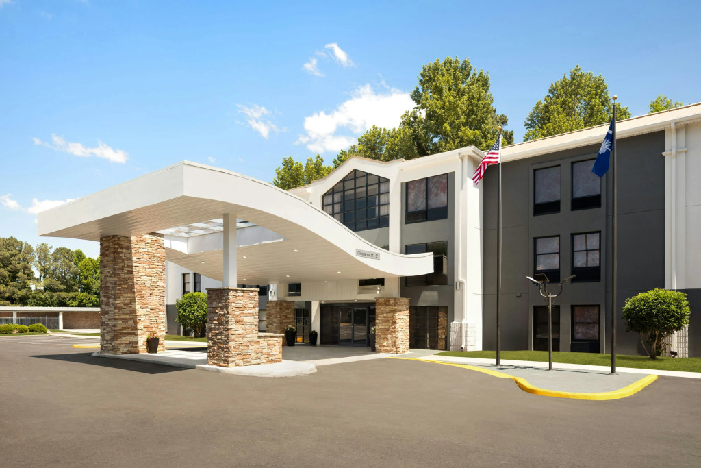 Holiday Inn Express Hotel & Suites Lexington-Hwy 378