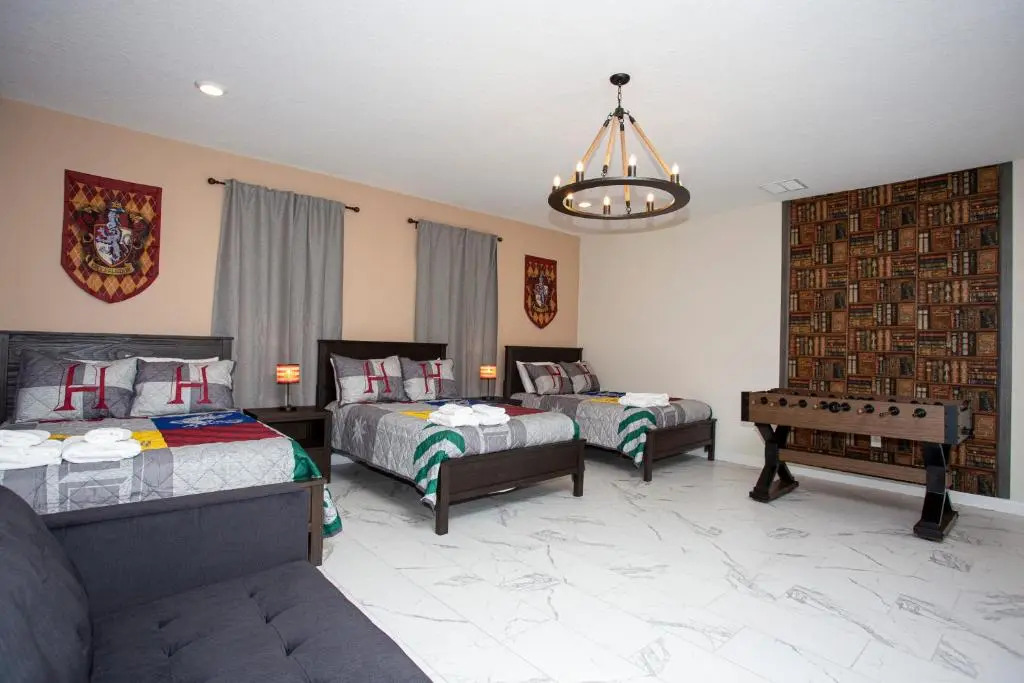 Stunning 8 Bd W/ Pool Close To Disney 2887