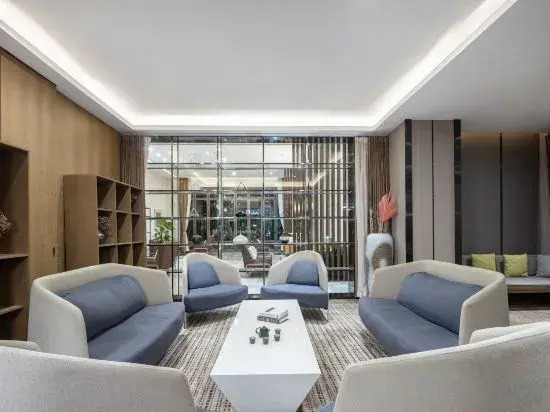 Zhenru Hotel