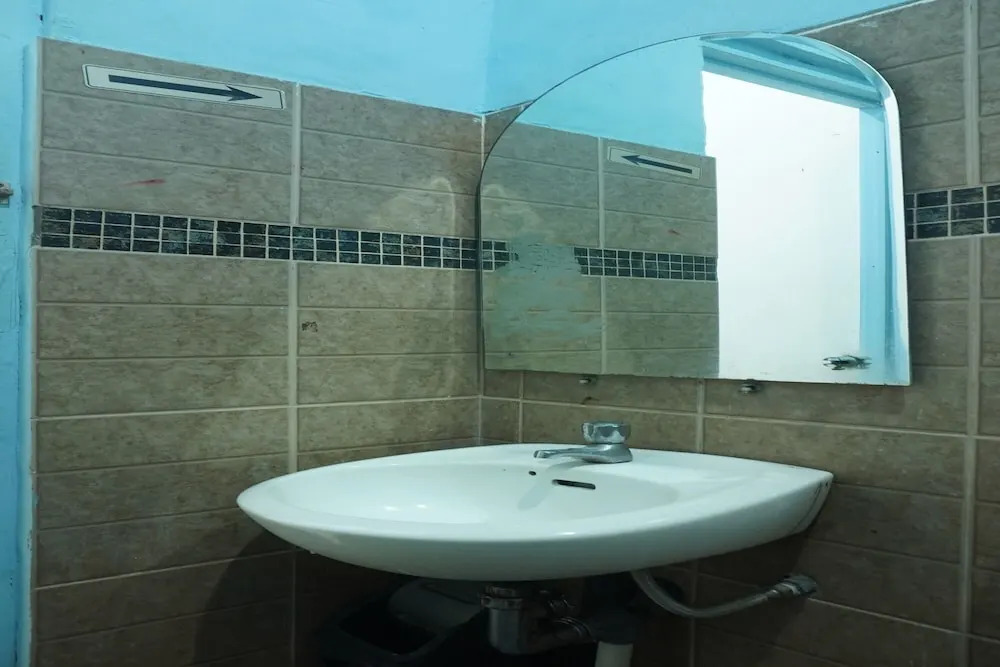 Hotel O Pondok Puti Sartika SyariahNearPasar Jumat Aluh Aluh