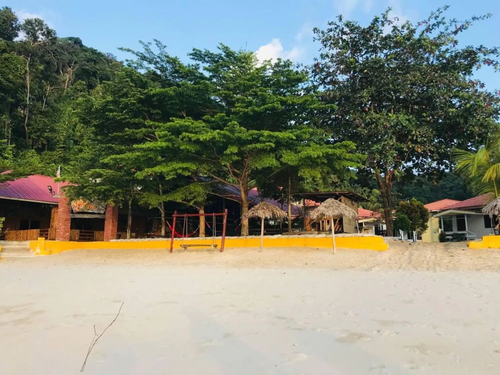 Kapas Coral Beach Resort