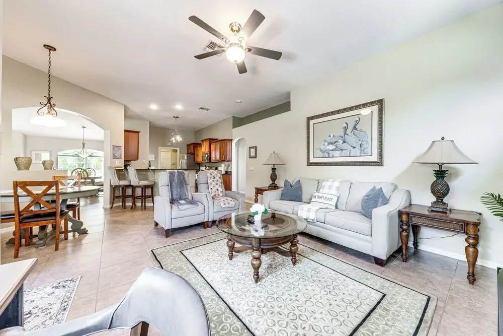 Pet-friendly Florida Home w/ Patio + Gas Grill!