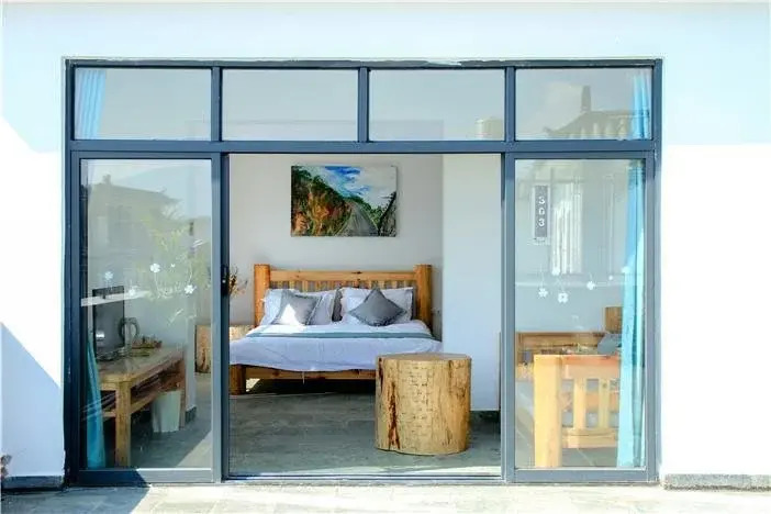 YiHai ZhuYuan Boutique Inn