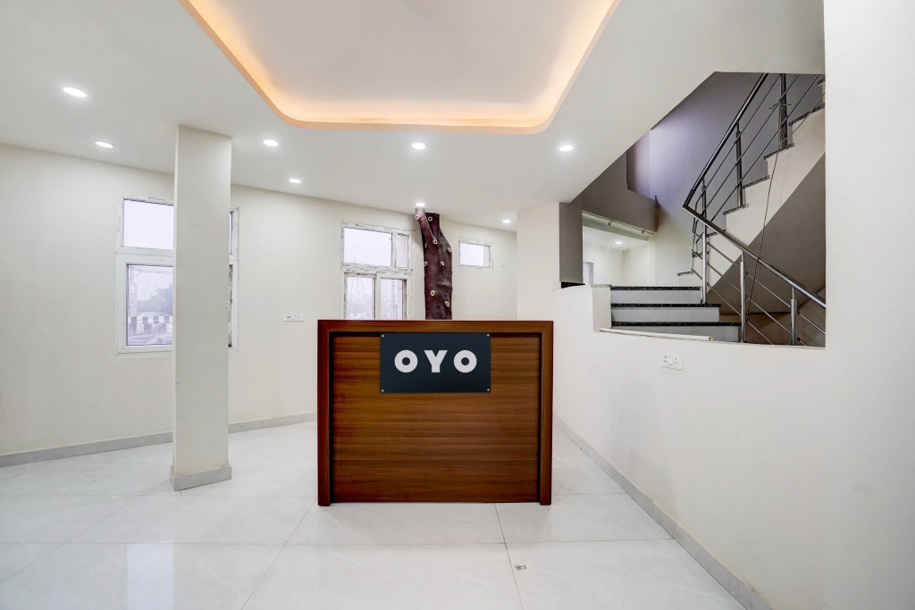 Hotel O Delhi Meerut Expressway Makanpur Formerly Crystal 24