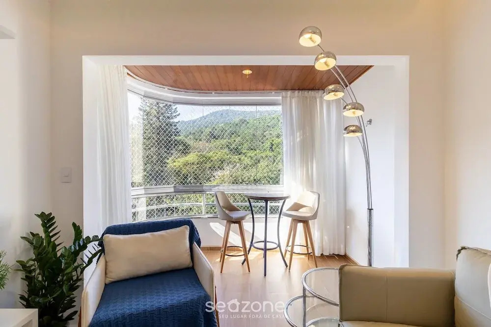 Beautiful 2 Bedroom Apartment in Itacorubi Rlz0301