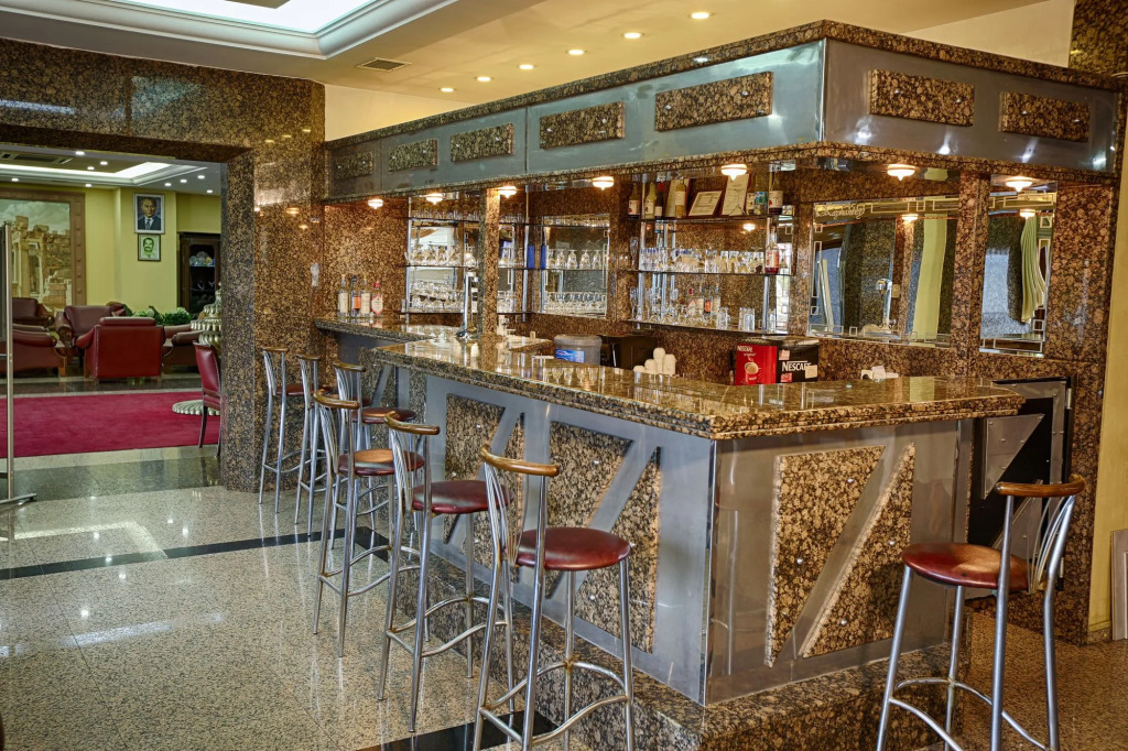 Kayhanbey Hotel