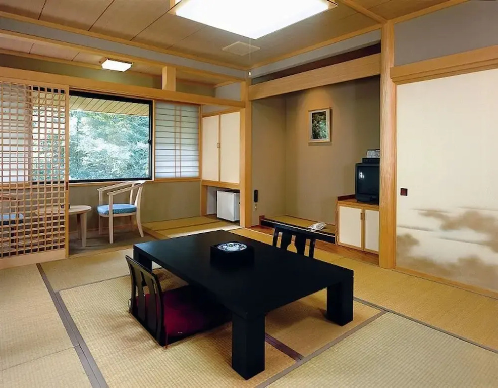 Yamano Ofurumai Towadako Shinzantei