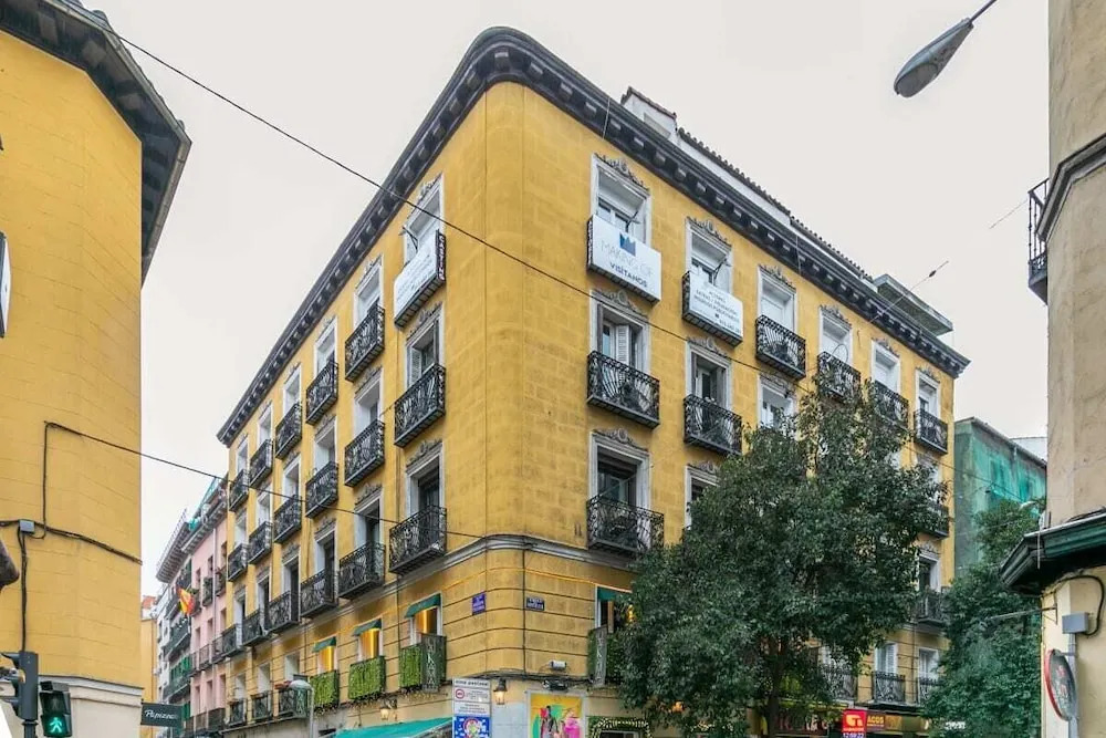 Bright Cosy One-Bedroom Apartment in Centro, Madrid