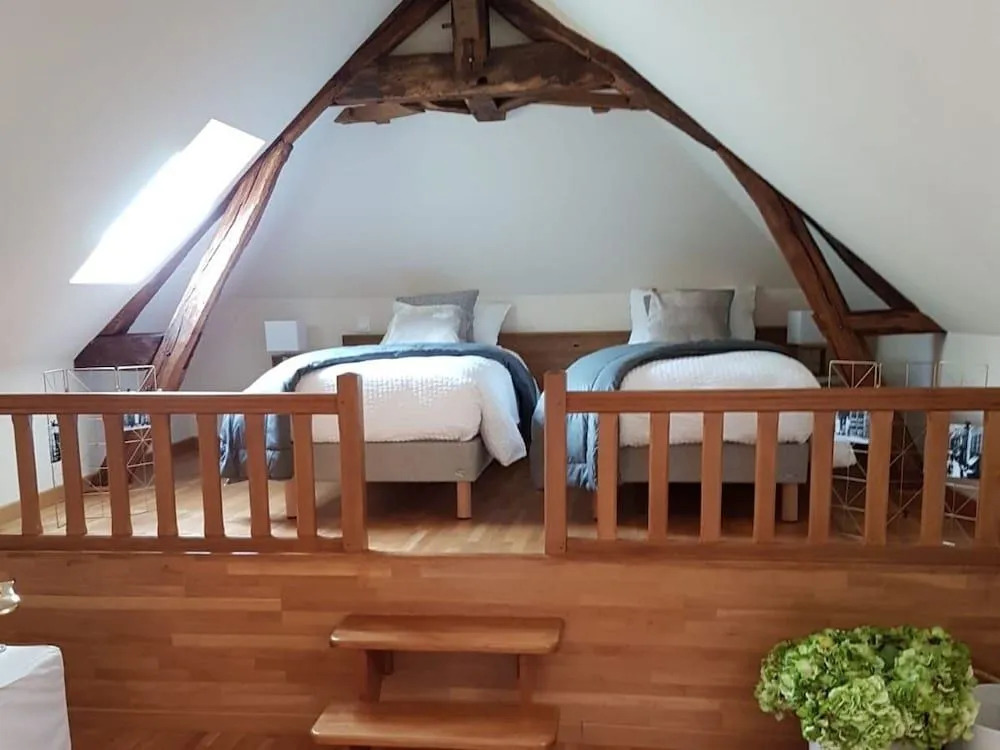 Chambre dhotes Les Rives de la Tronne