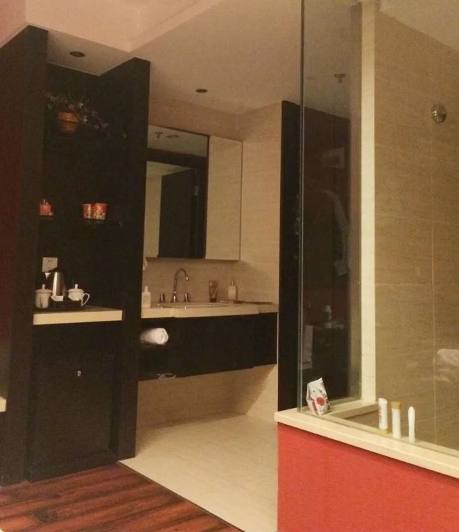 Beijing Hongweiyijia Hotel
