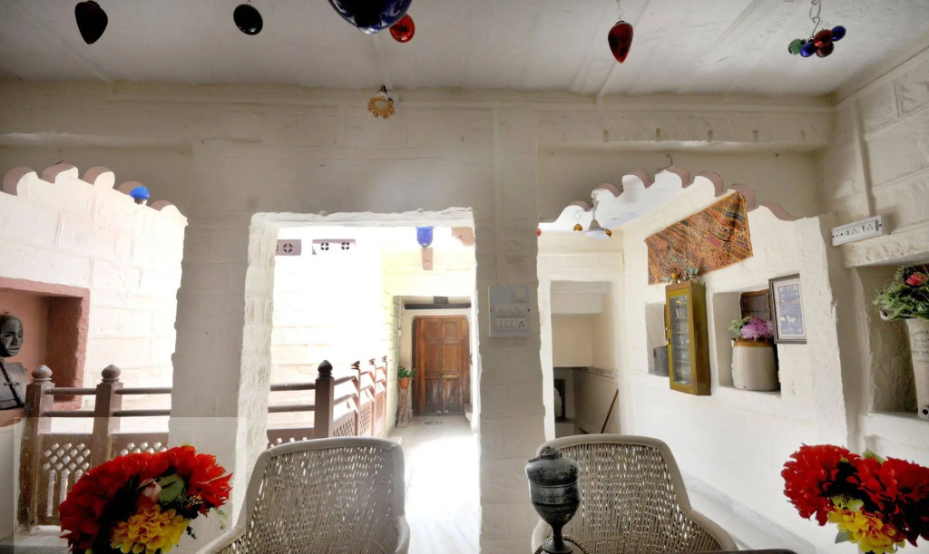 The Juna Mahal
