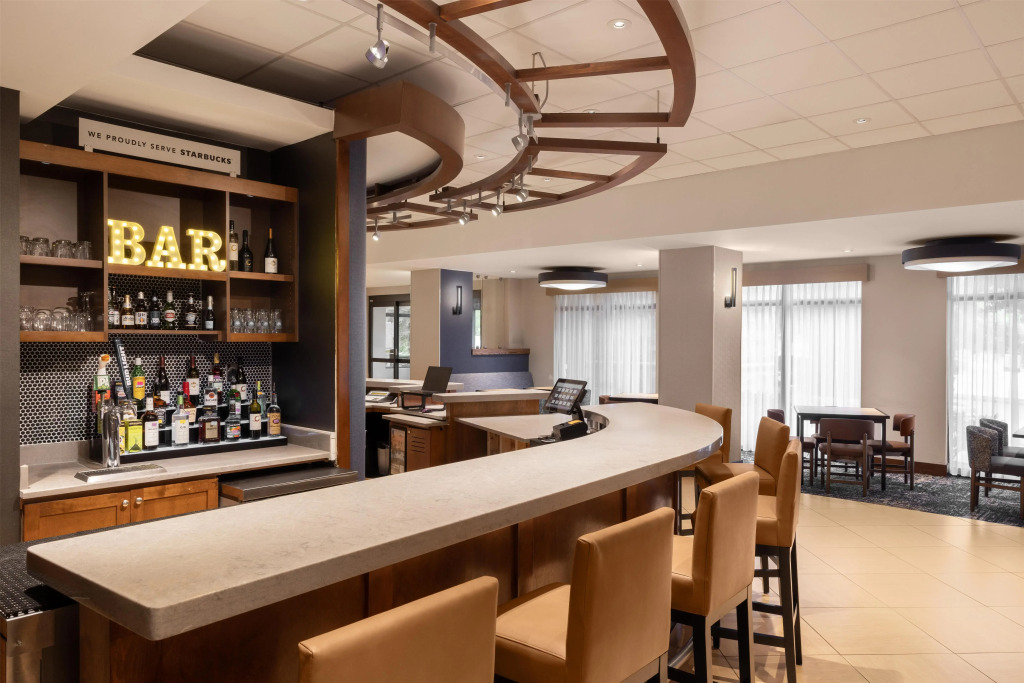 Hyatt Place Charlotte Airport/Lake Pointe