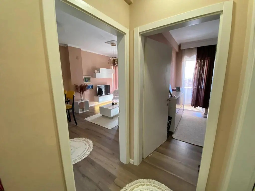 Apartment 4E near the lake