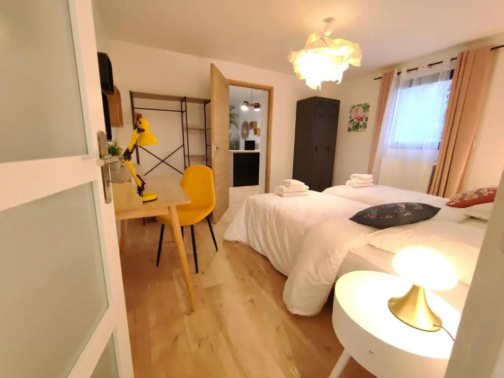 Villa 49B