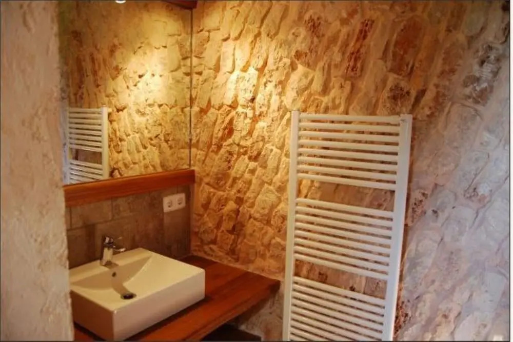 Villa - 5 Bedrooms with Pool and WiFi - 103975